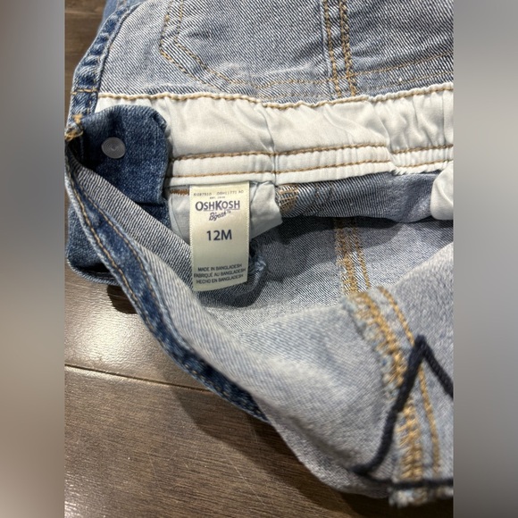OshKosh BGosh Denim Overalls 12M - Picture 5 of 5